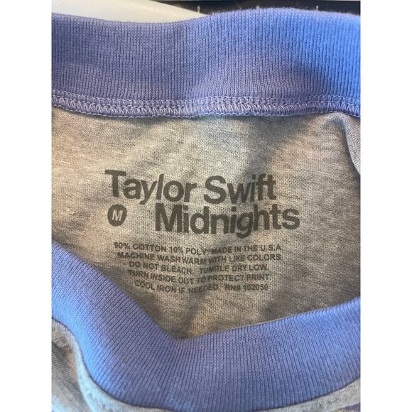 Taylor Swift Midnights Karma Is My Boyfriend Short Sleeve Shirt Size Medium - Picture 3 of 3